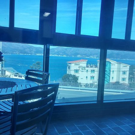 Geoje Haebaram Pension Экстерьер фото