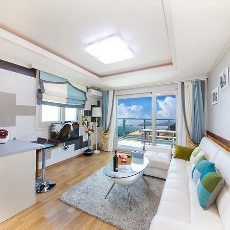 Geoje Haebaram Pension Экстерьер фото