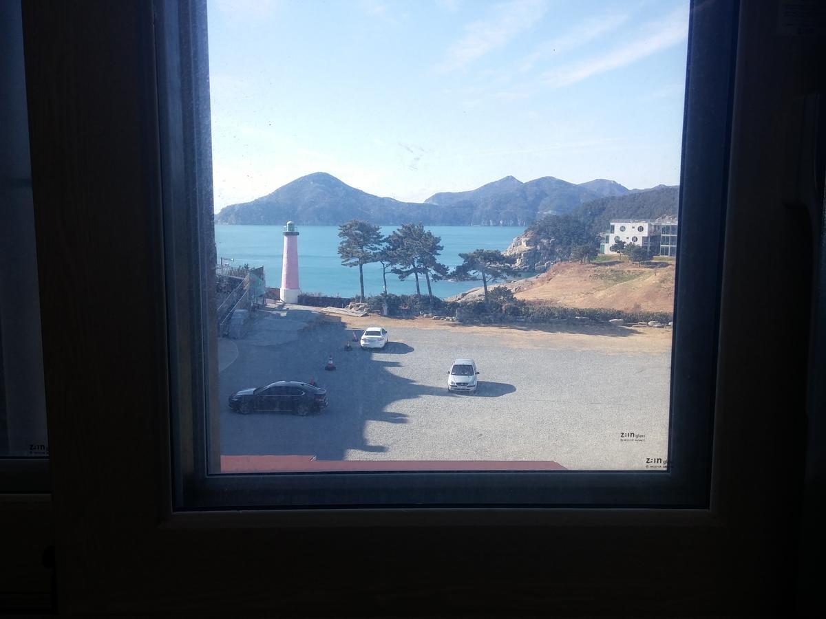 Geoje Haebaram Pension Экстерьер фото