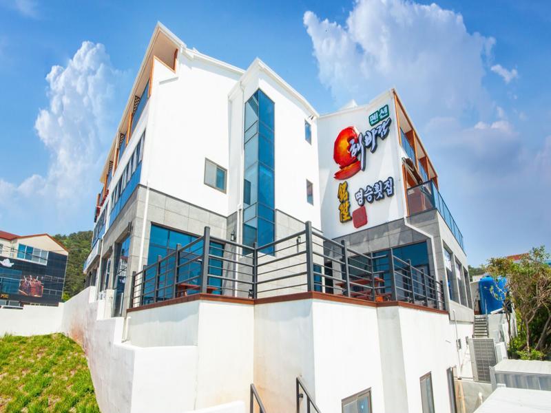 Geoje Haebaram Pension Экстерьер фото